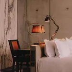 Maison Heler Metz, Curio Collection By Hilton