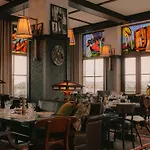 Maison Heler Metz, Curio Collection By Hilton