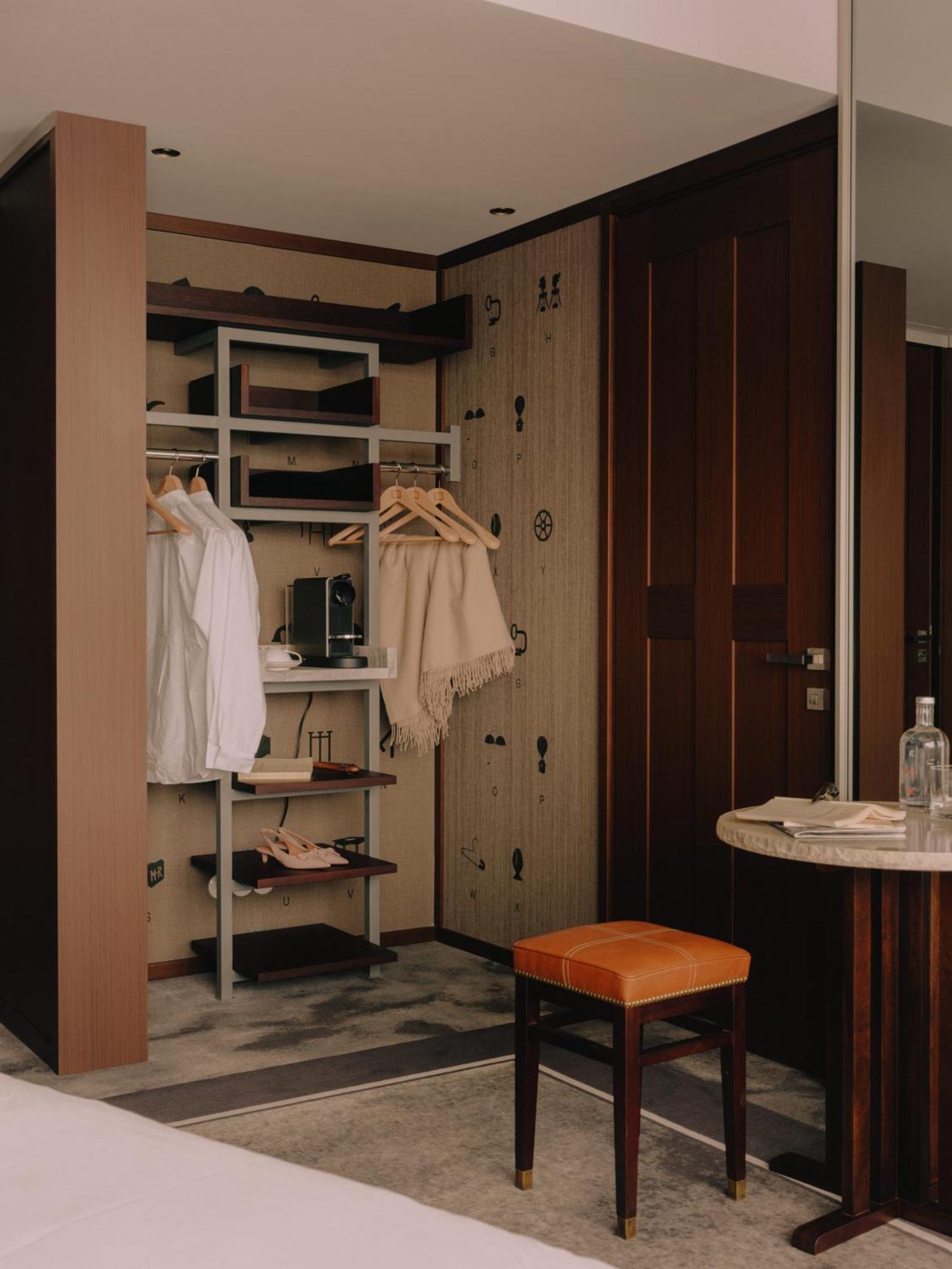 Maison Heler Metz, Curio Collection By Hilton 4*