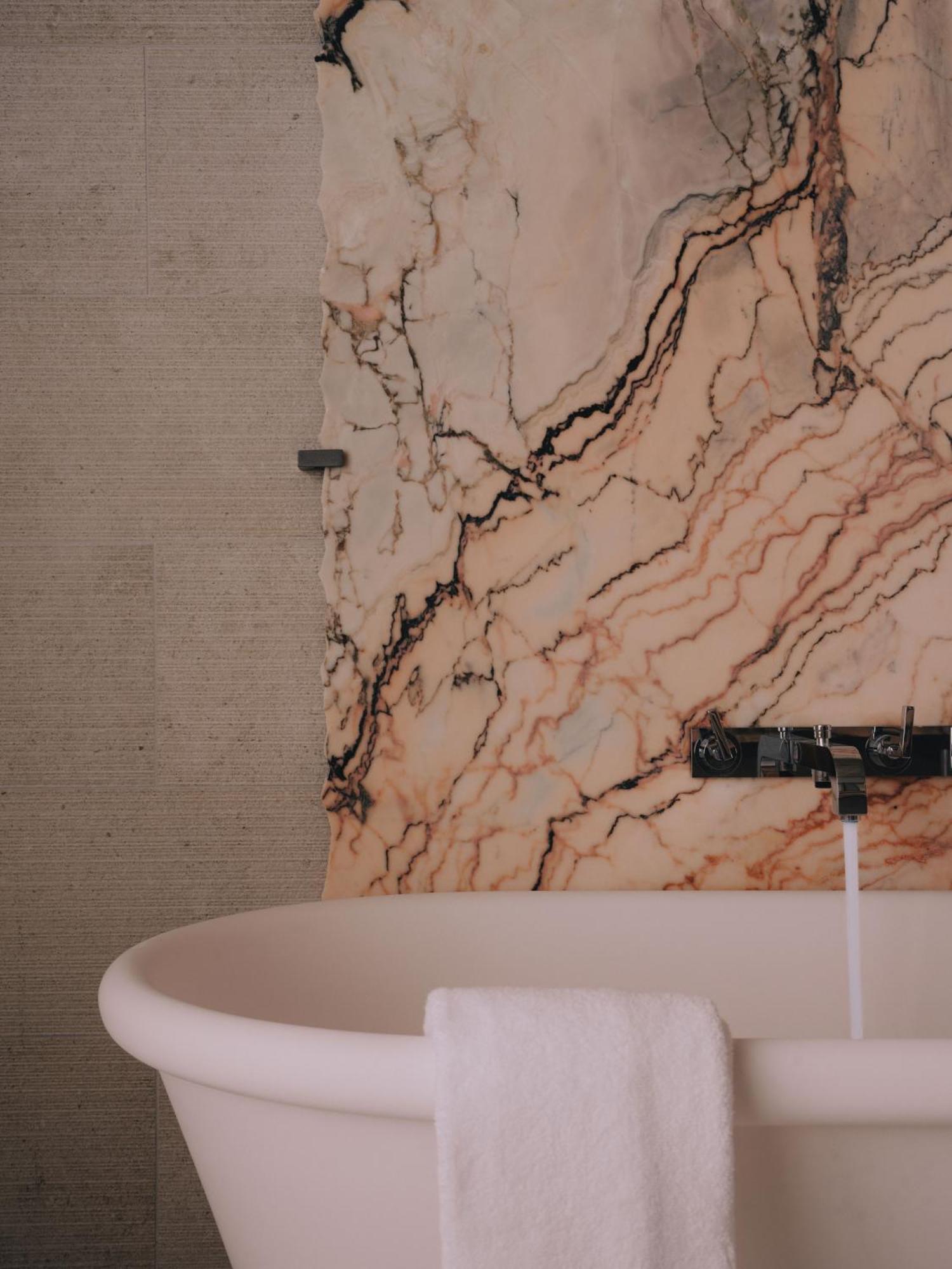 Hotel Maison Heler Metz, Curio Collection By Hilton Metz