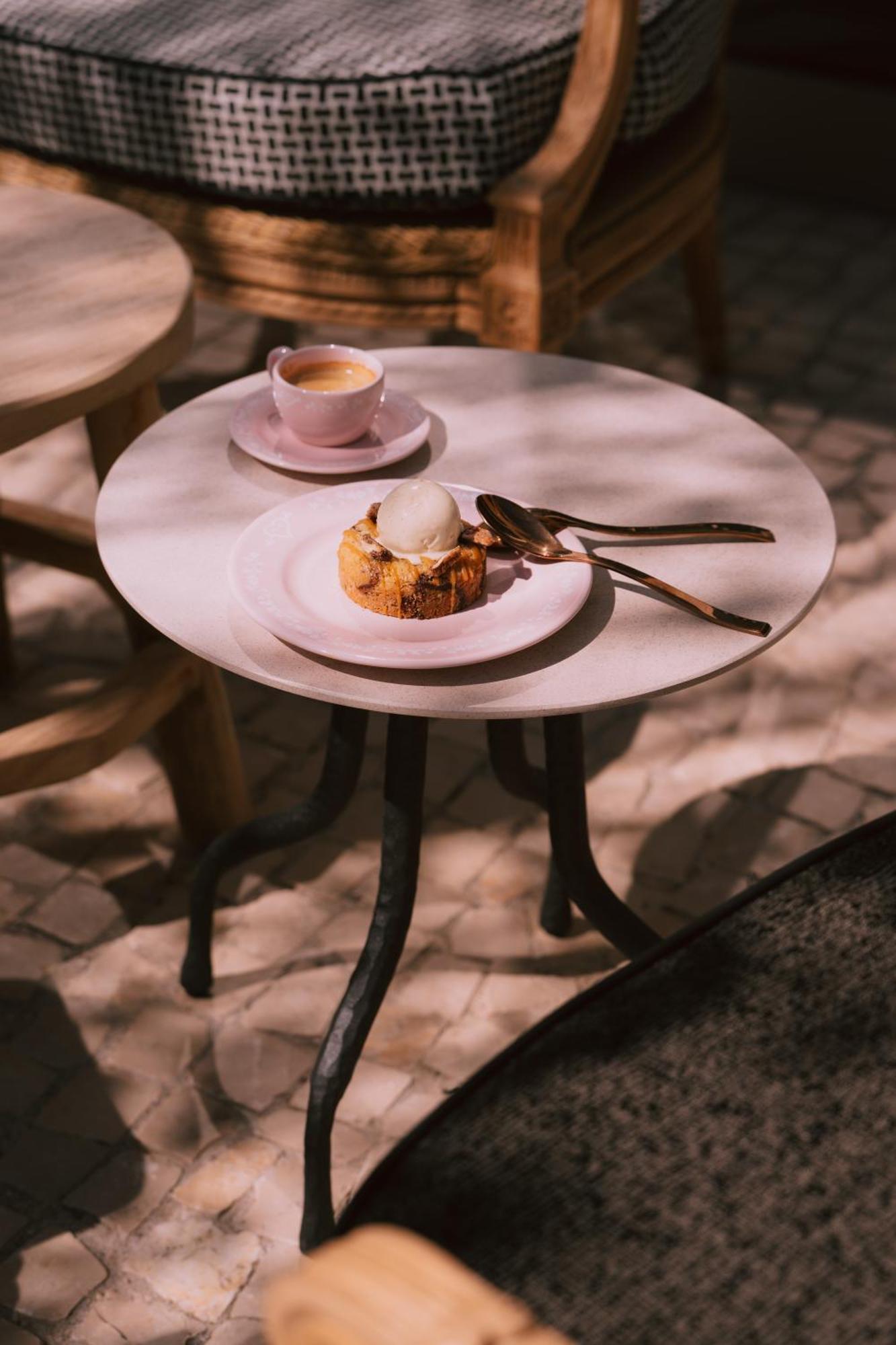 Maison Heler Metz, Curio Collection By Hilton Hotel